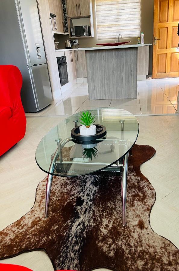 Moh Ville Guest House Μαζέρου Εξωτερικό φωτογραφία